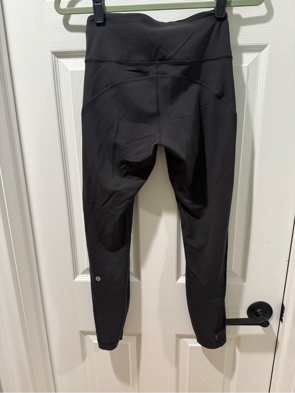Lululemon Black Athletic Leggings size 6